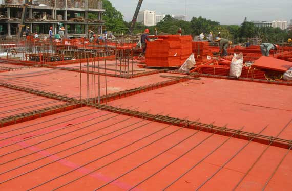 Khi nào nên thuê cốp pha tôn Quảng Ngãi